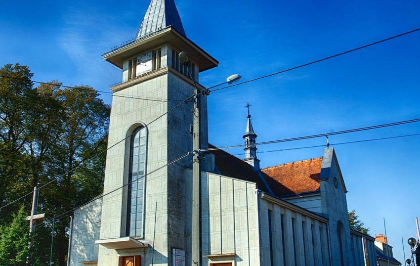 Parafia pw. Świętego Krzyża i Matki Bożej Nieustającej Pomocy