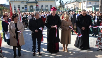 Dom Młodzieży im. arcybiskupa Leona Wałęgi w Moszczenicy został otwarty