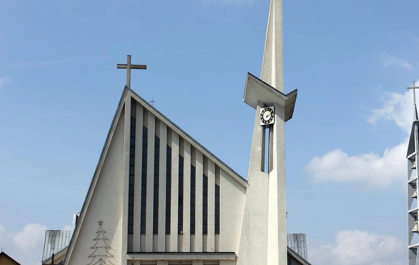 Parafia pw. Najświętszej Maryi Panny Królowej